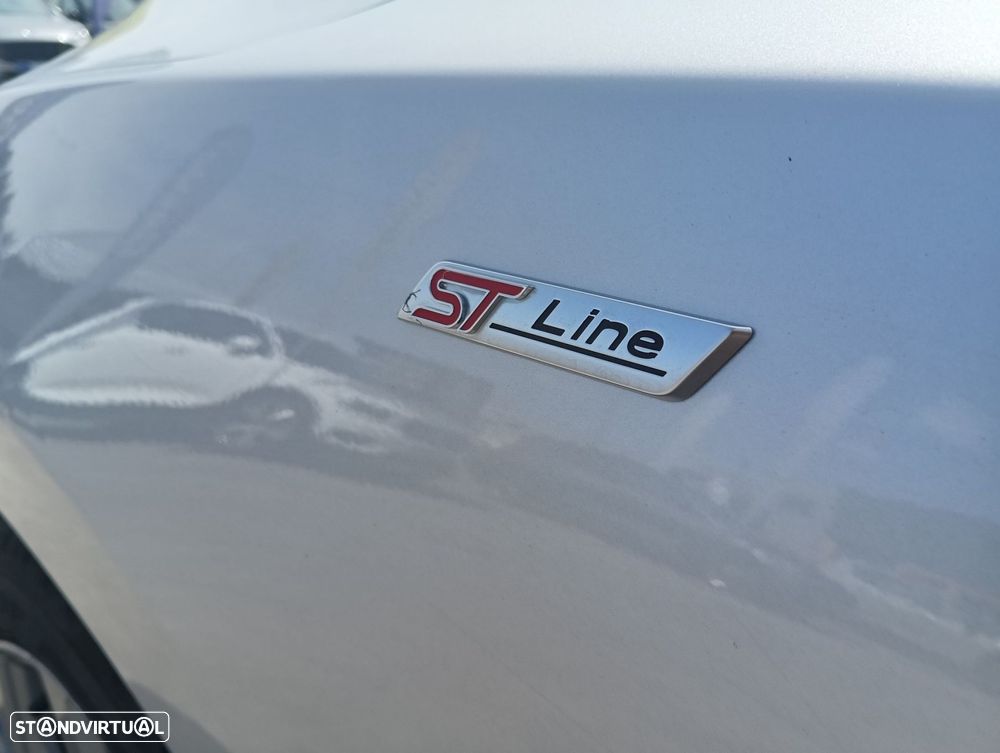 Ford Focus SW 1.0 EcoBoost MHEV ST-Line Aut. - 9