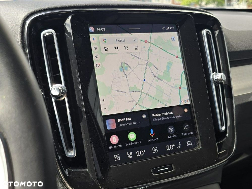 Volvo XC 40 B3 B DKG Plus Black Edition - 17