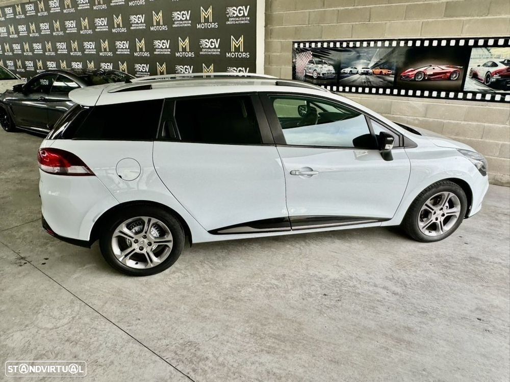 Renault Clio Sport Tourer 1.5 dCi Zen - 29