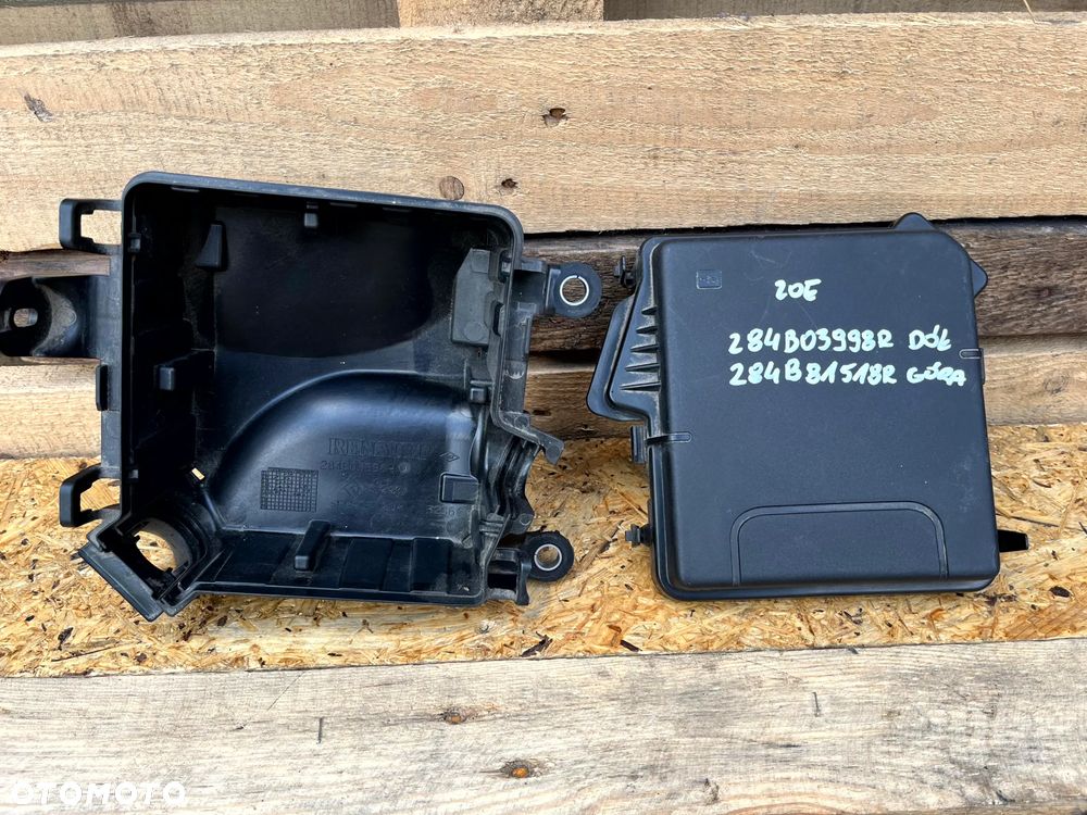RENAULT ZOE OBUDOWA SKRZYNKA BEZPIECZNIKÓW 284B03998R 284B81518R
