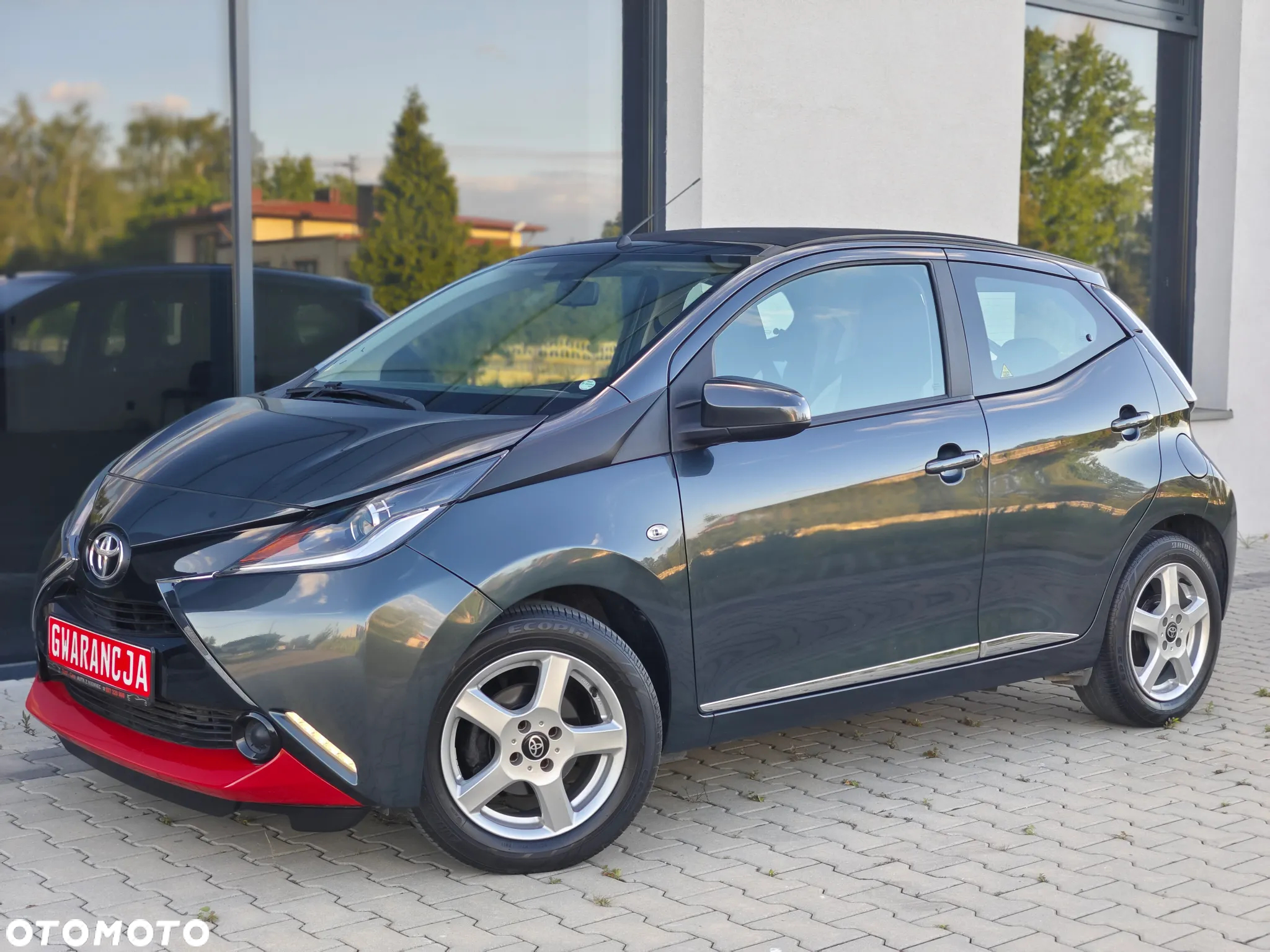 Toyota Aygo 1.0 VVT-i JBL Edition - 25