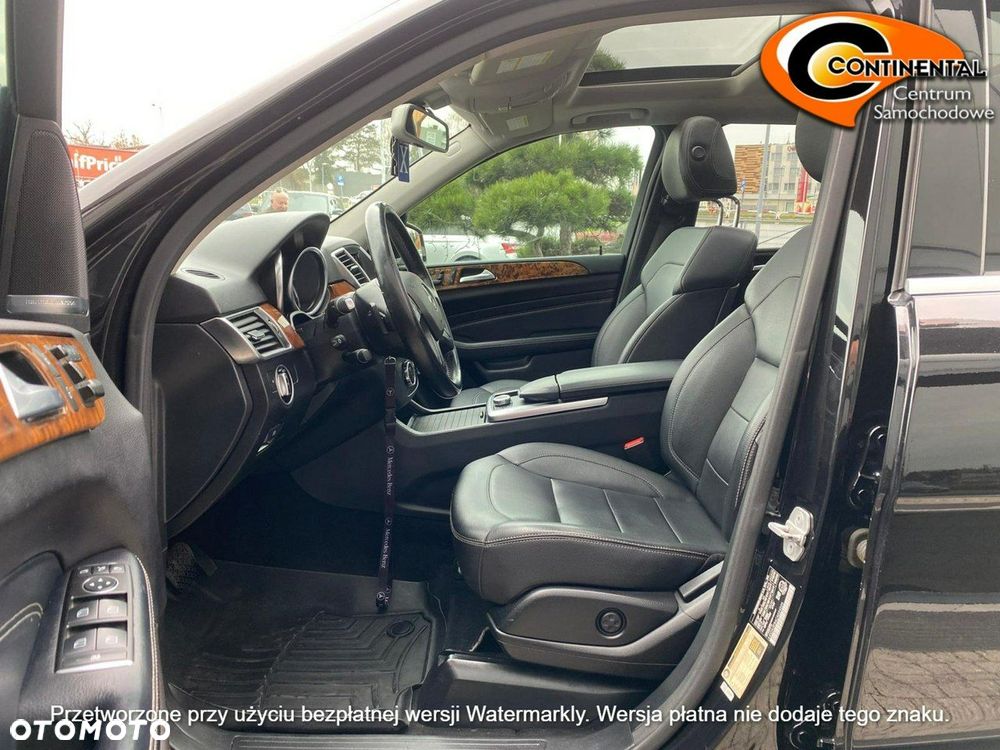 Mercedes-Benz ML - 14