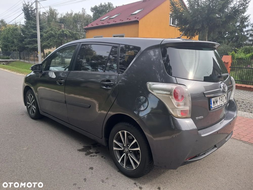 Toyota Verso 1.6 D-4D Active 7os - 16