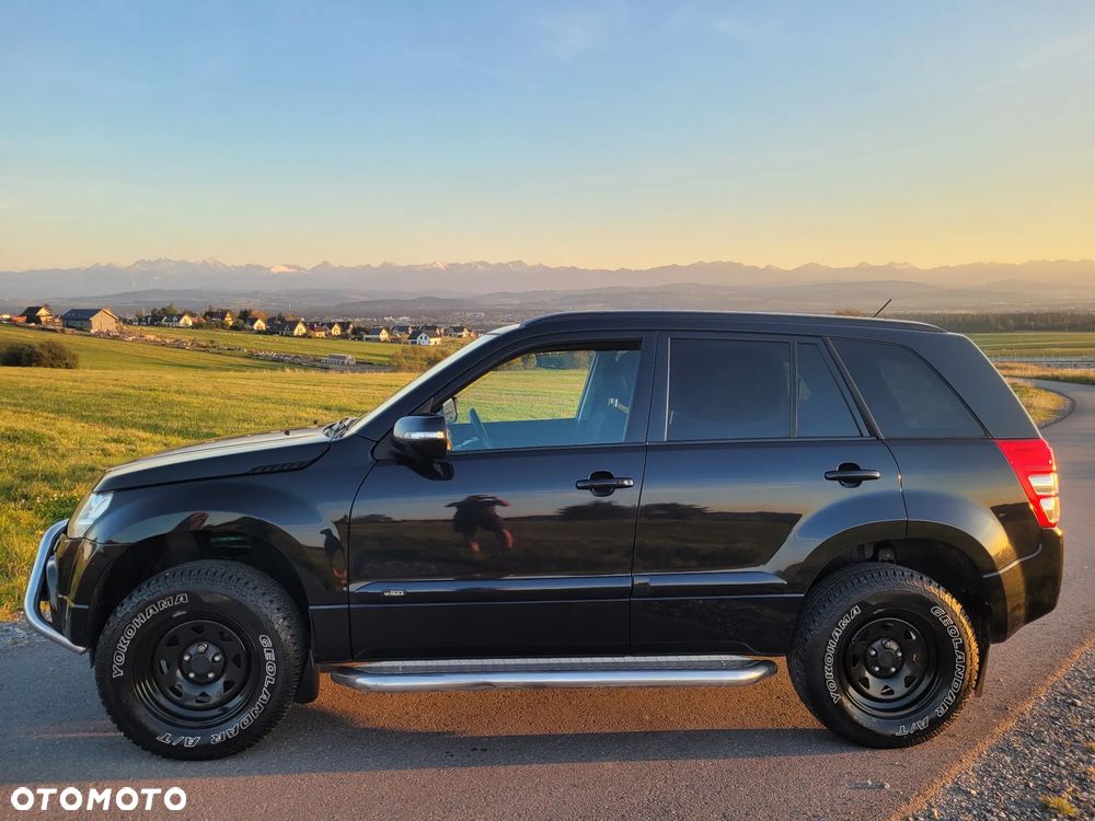 Suzuki Grand Vitara 2011 photo 5