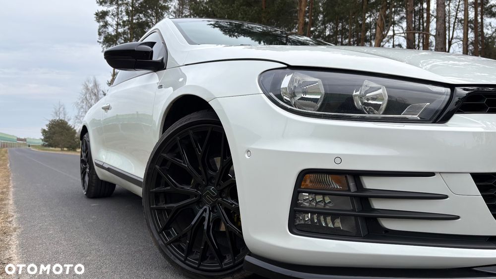 Volkswagen Scirocco 2.0 TDI Blue Motion Technologie Club - 8