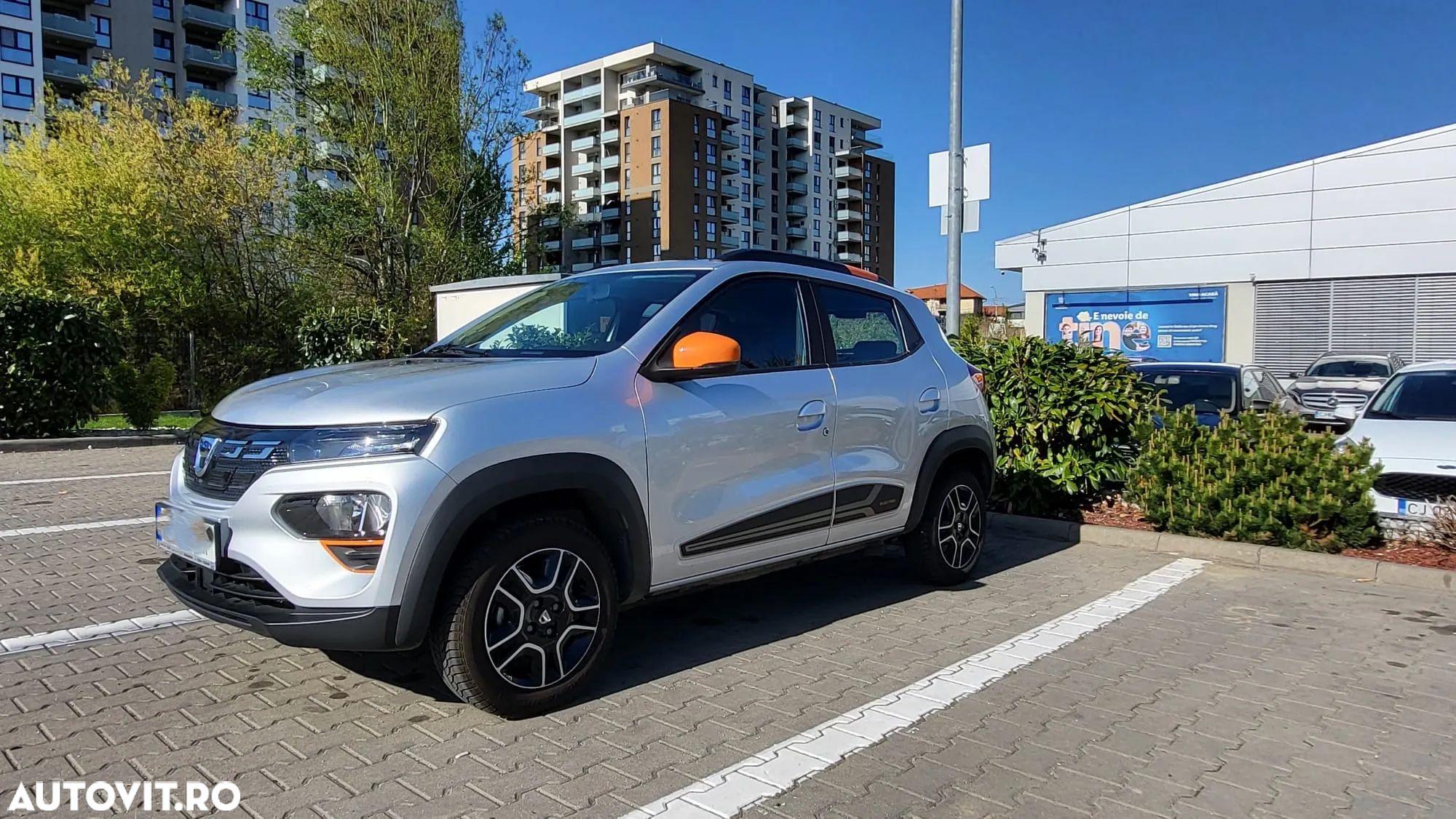 Dacia Spring Expression - 1