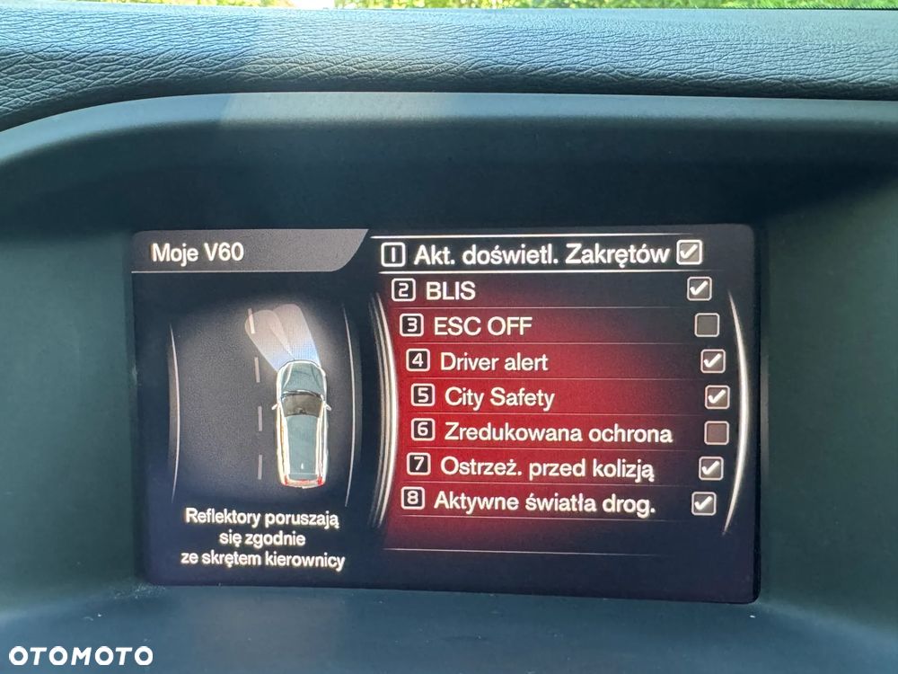 Volvo V60 T4 R-Design - 18
