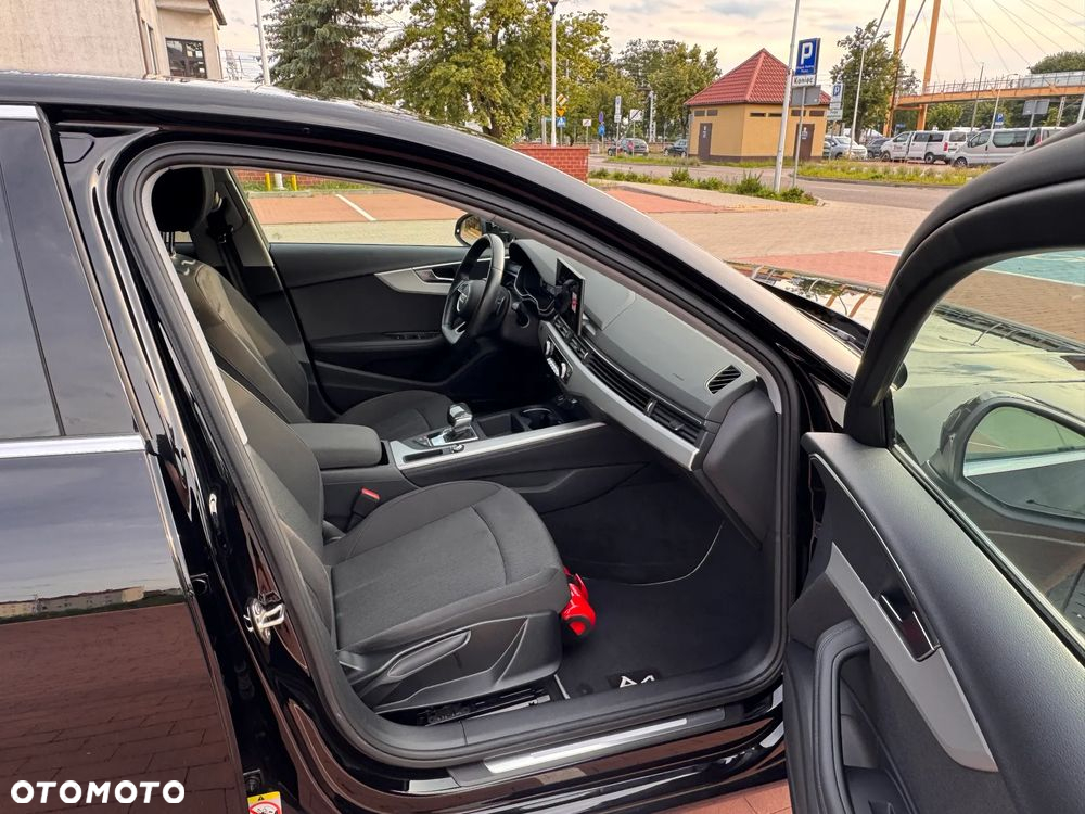 Audi A4 35 TDI S tronic - 16