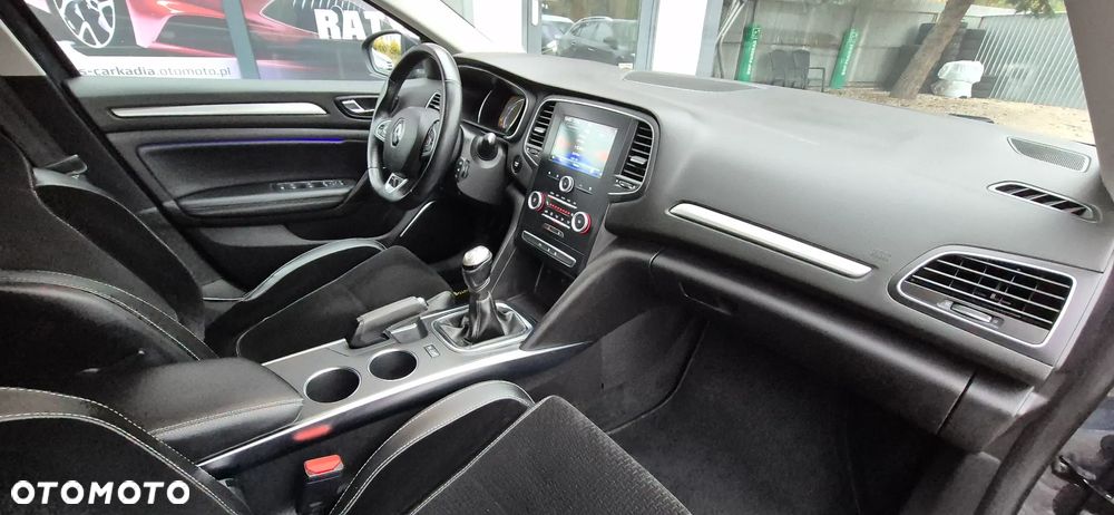 Renault Megane ver-1-5-dci-bose - 6