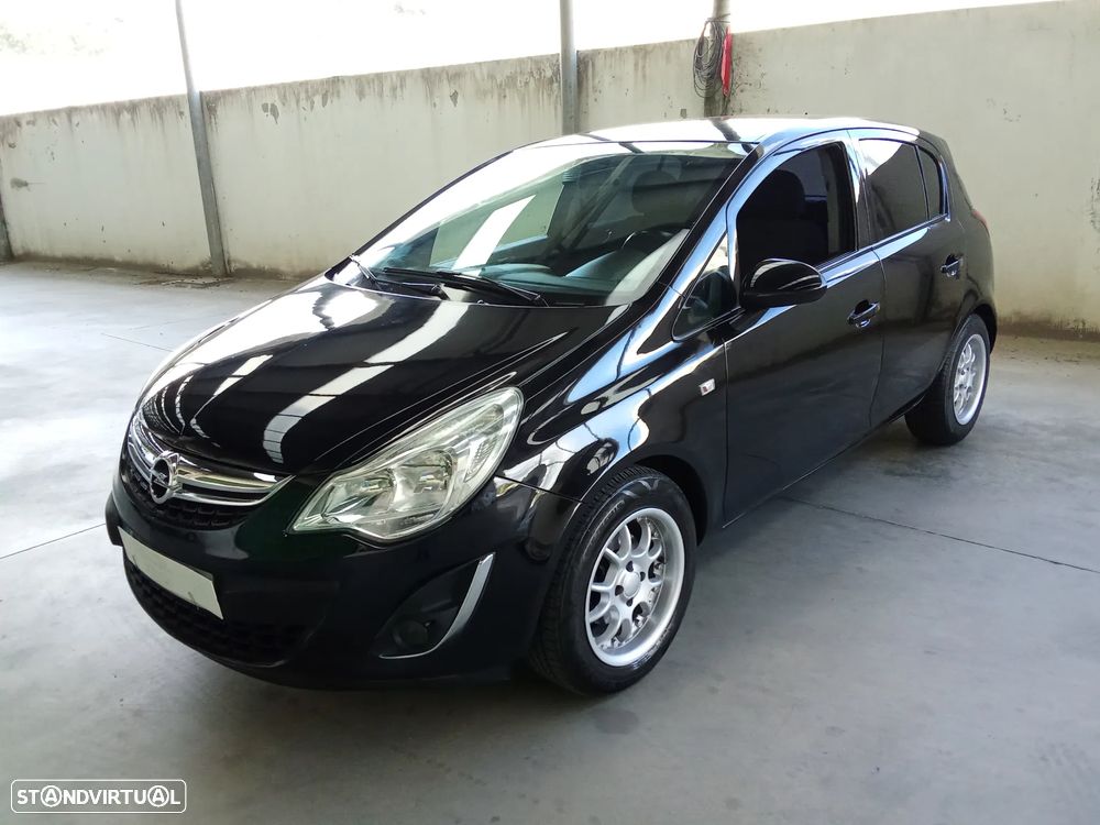 Opel Corsa 1.2 Enjoy - 1