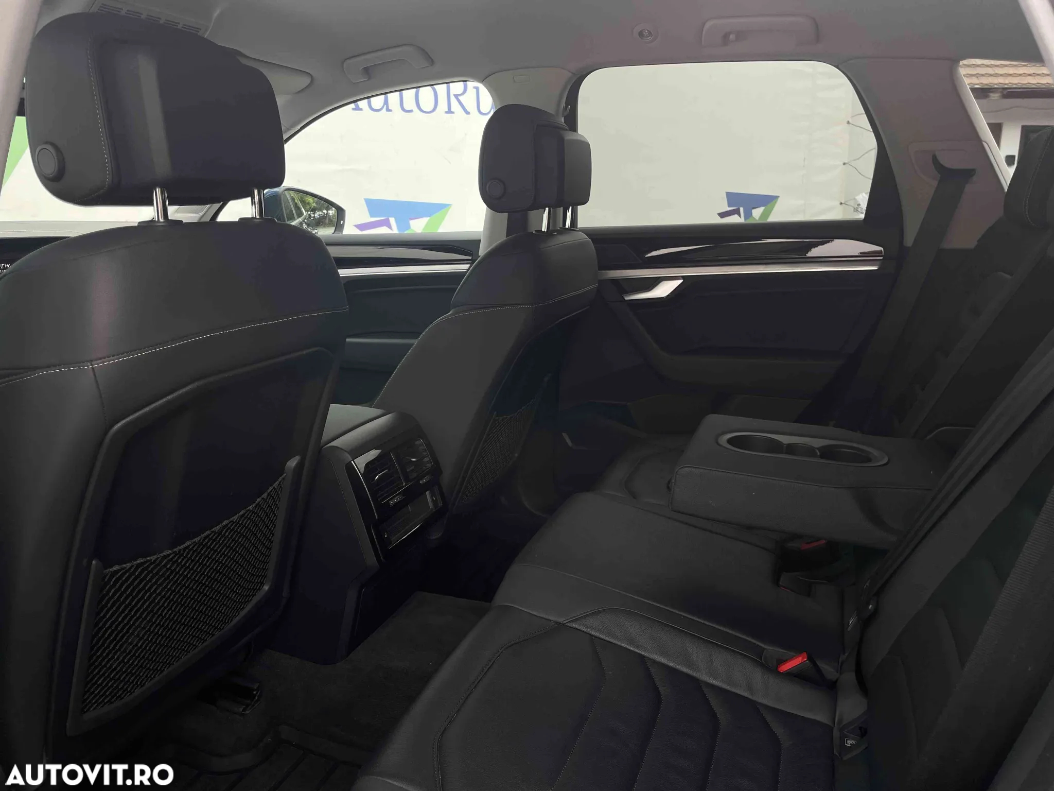 Volkswagen Touareg - 15