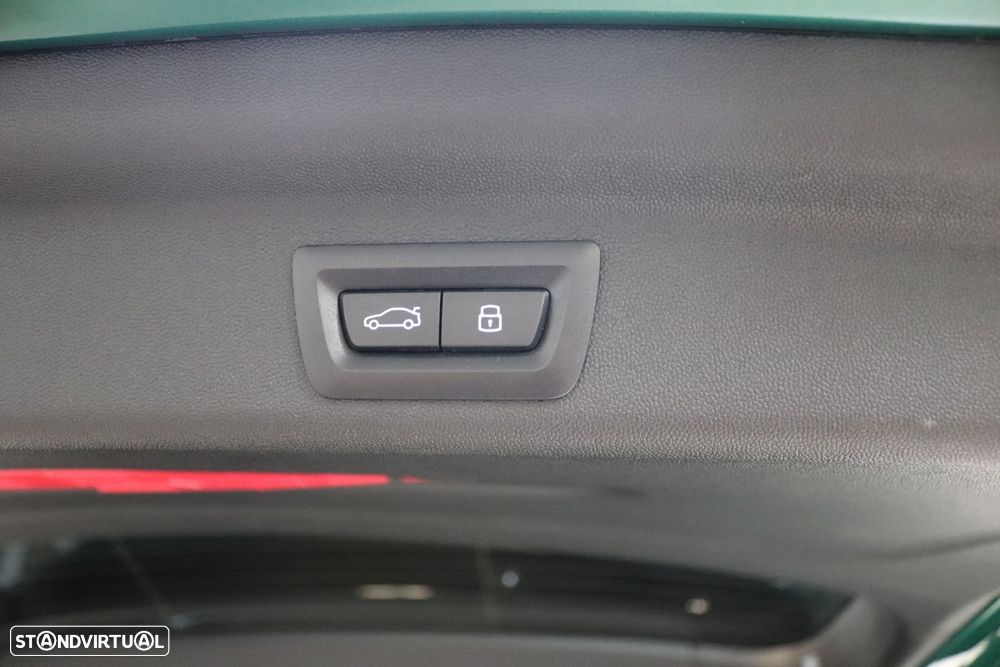 MINI Countryman E Favoured L - 39