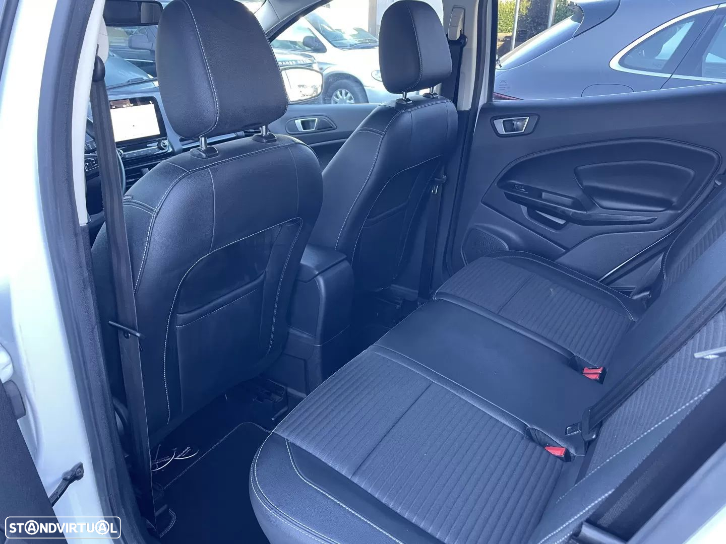 Ford EcoSport 1.5 TDCi Titanium Plus - 15