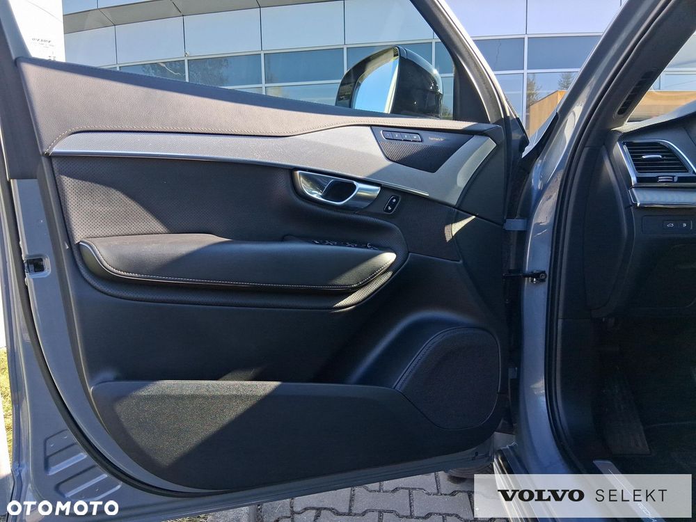 Volvo XC 90 - 18