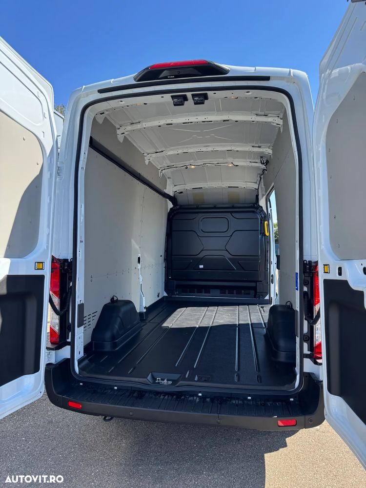 Ford Transit - 10