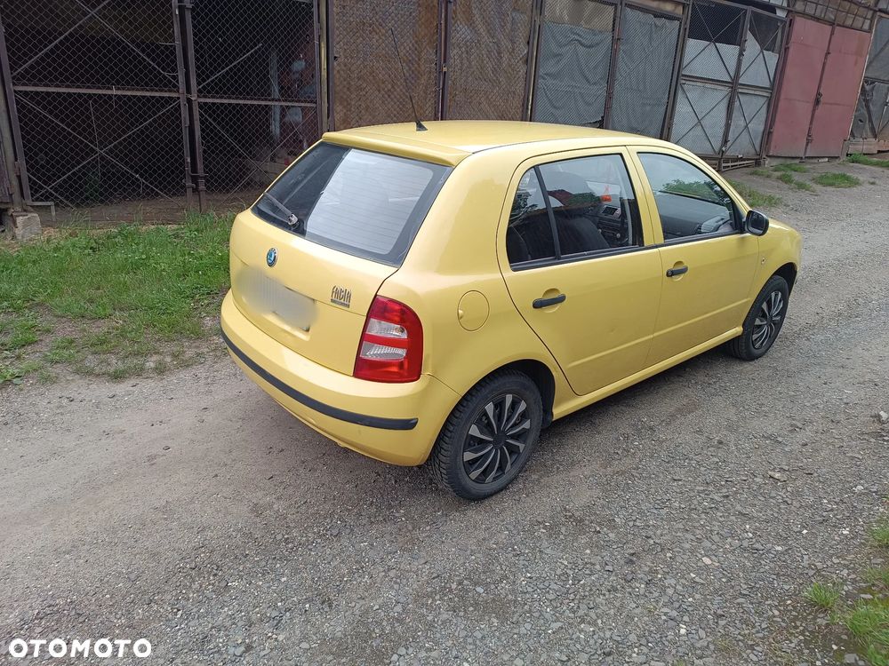 Skoda Fabia 1.2 HTP Exact - 3
