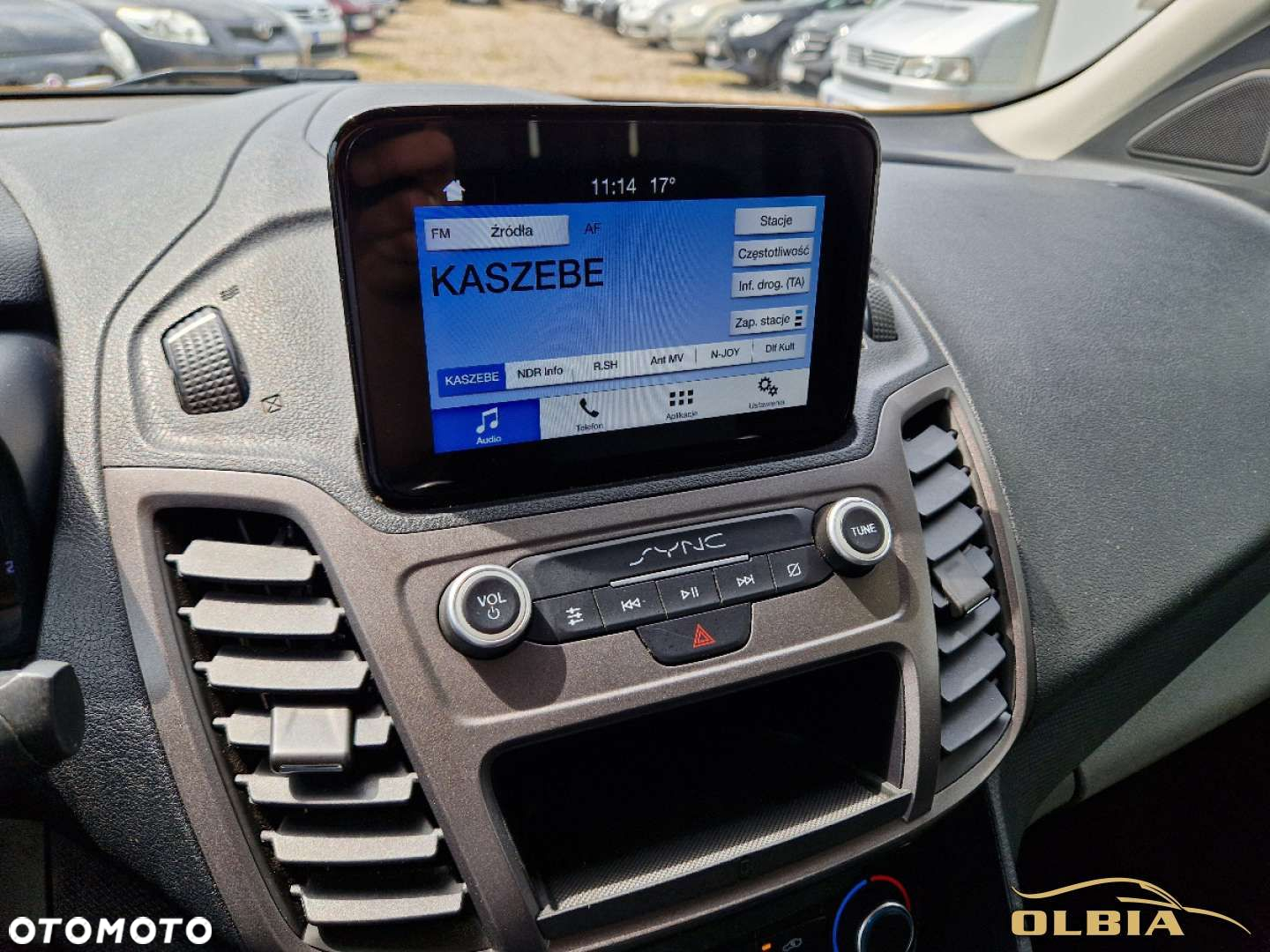 Ford Transit Connect - 28