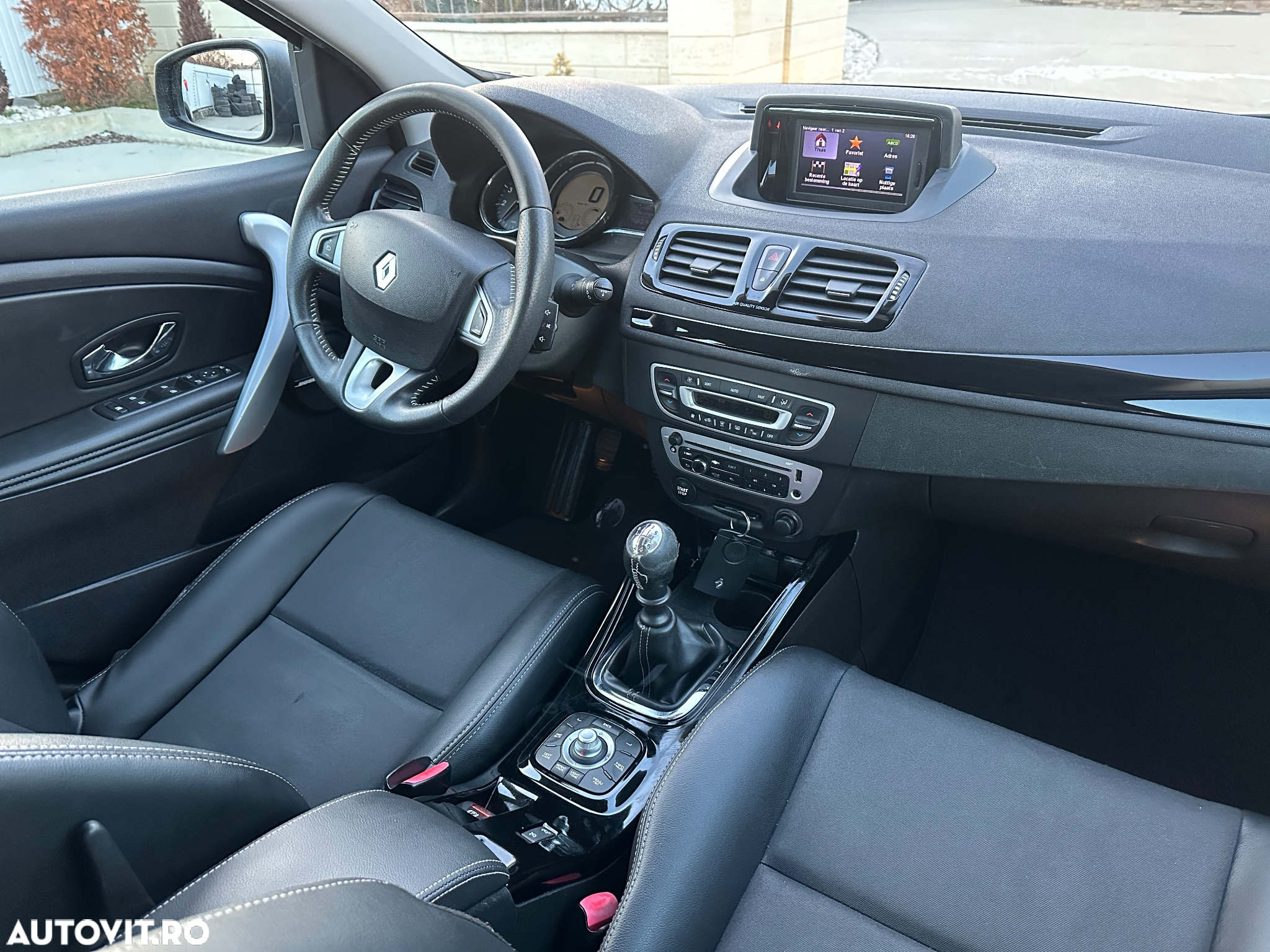 Renault Megane ENERGY dCi 110 Start & Stop Bose Edition - 6