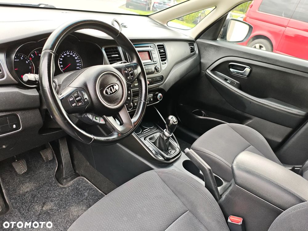 Kia Carens 1.6 GDI L - 5