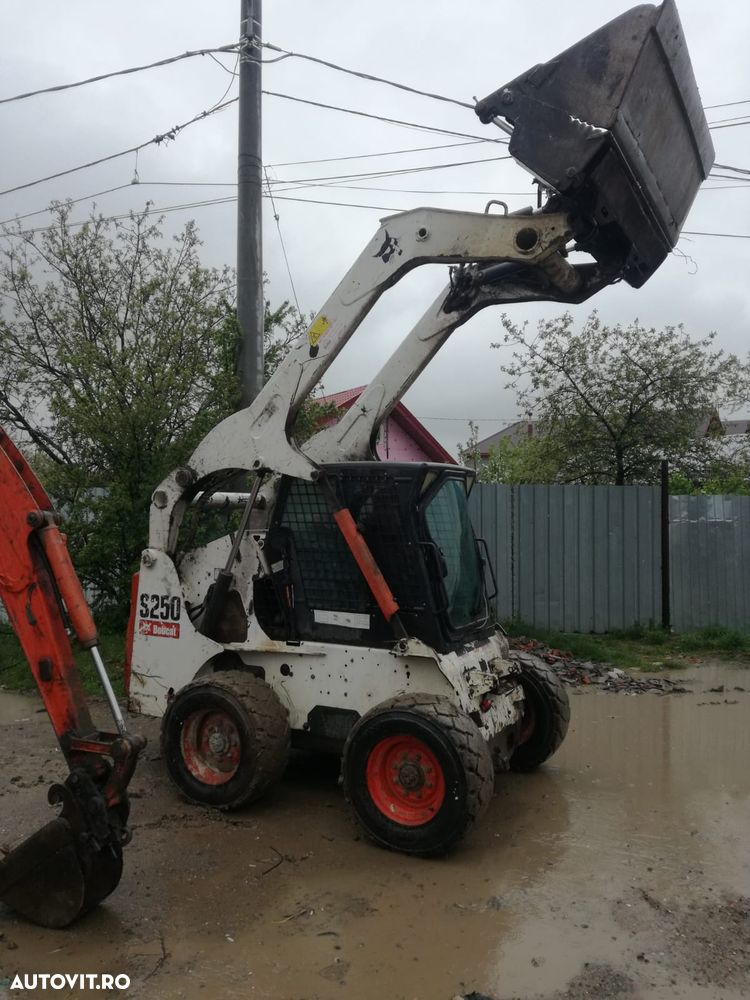 Bobcat S250 - 2