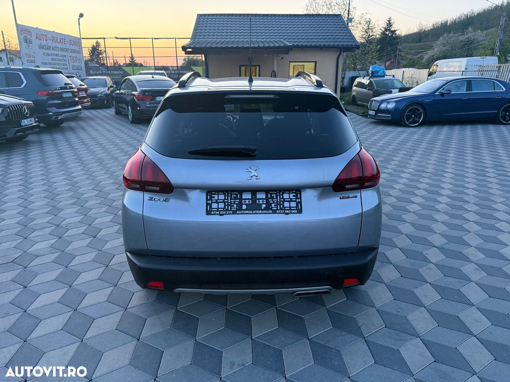 Peugeot 2008 1.2 PureTech Turbo GT-Line - 4