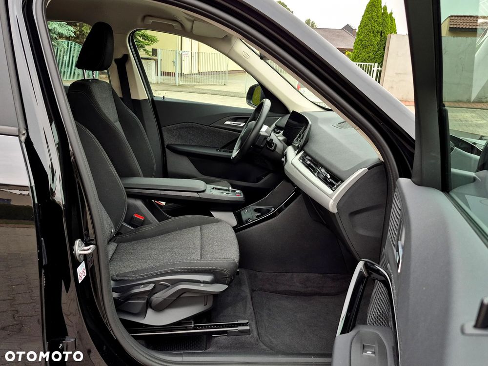 BMW X1 sDrive18d - 11