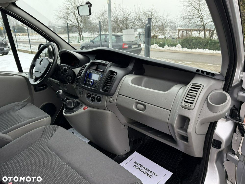 Opel Vivaro - 19