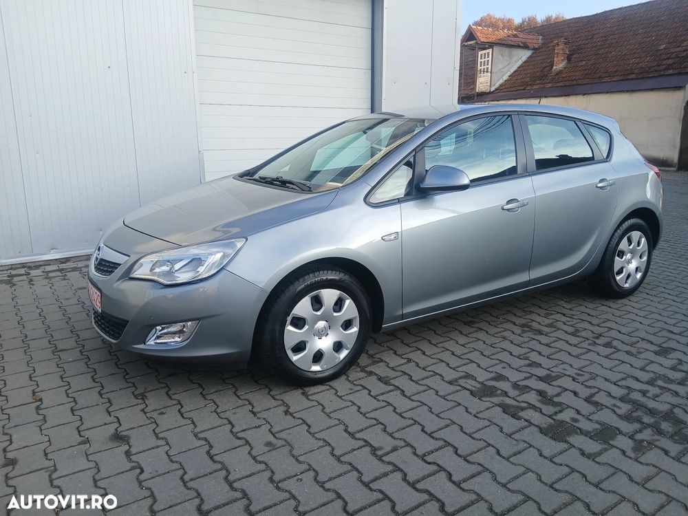 Opel Astra - 2