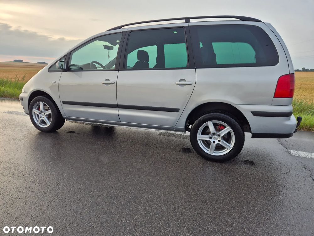 Volkswagen Sharan 1.9 TDI Family - 2