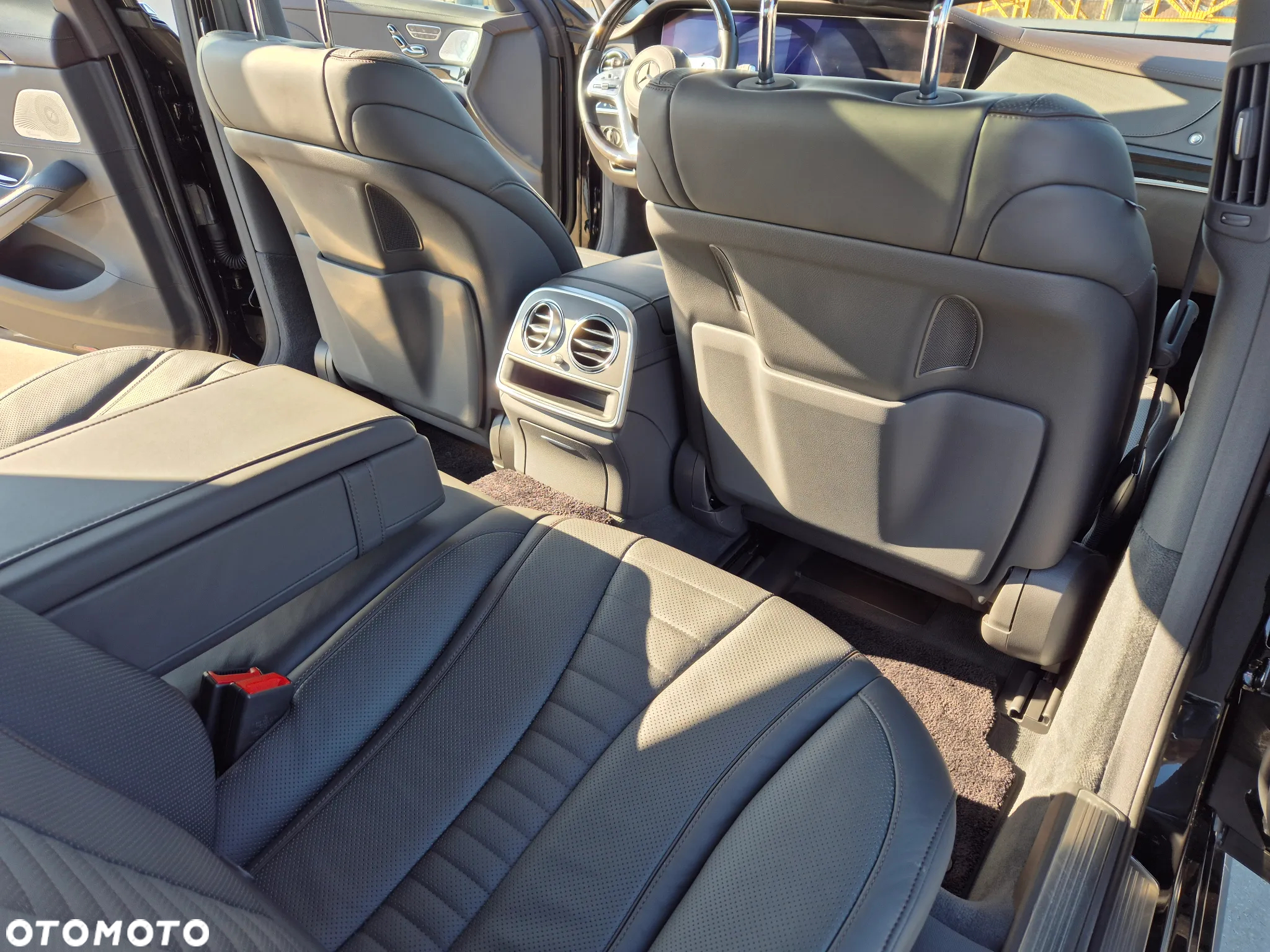 Mercedes-Benz Klasa S 400 d 4-Matic 9G-TRONIC - 26