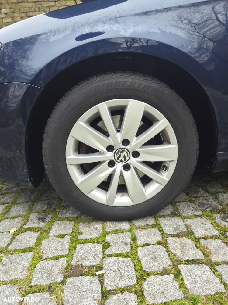 Volkswagen Passat Variant 2.0 TDI 4Motion BlueMotion Technology Comfortline DSG - 16