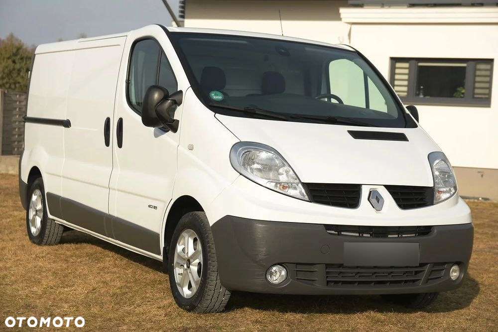 Renault TRAFIC 2.0 DCI 115KM * LONG * NAVI * PERFEKCYJNY STAN! - 2