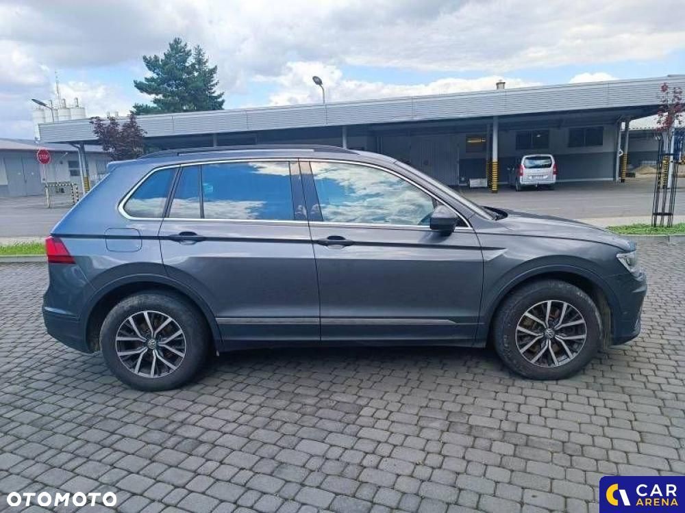 Volkswagen Tiguan - 9