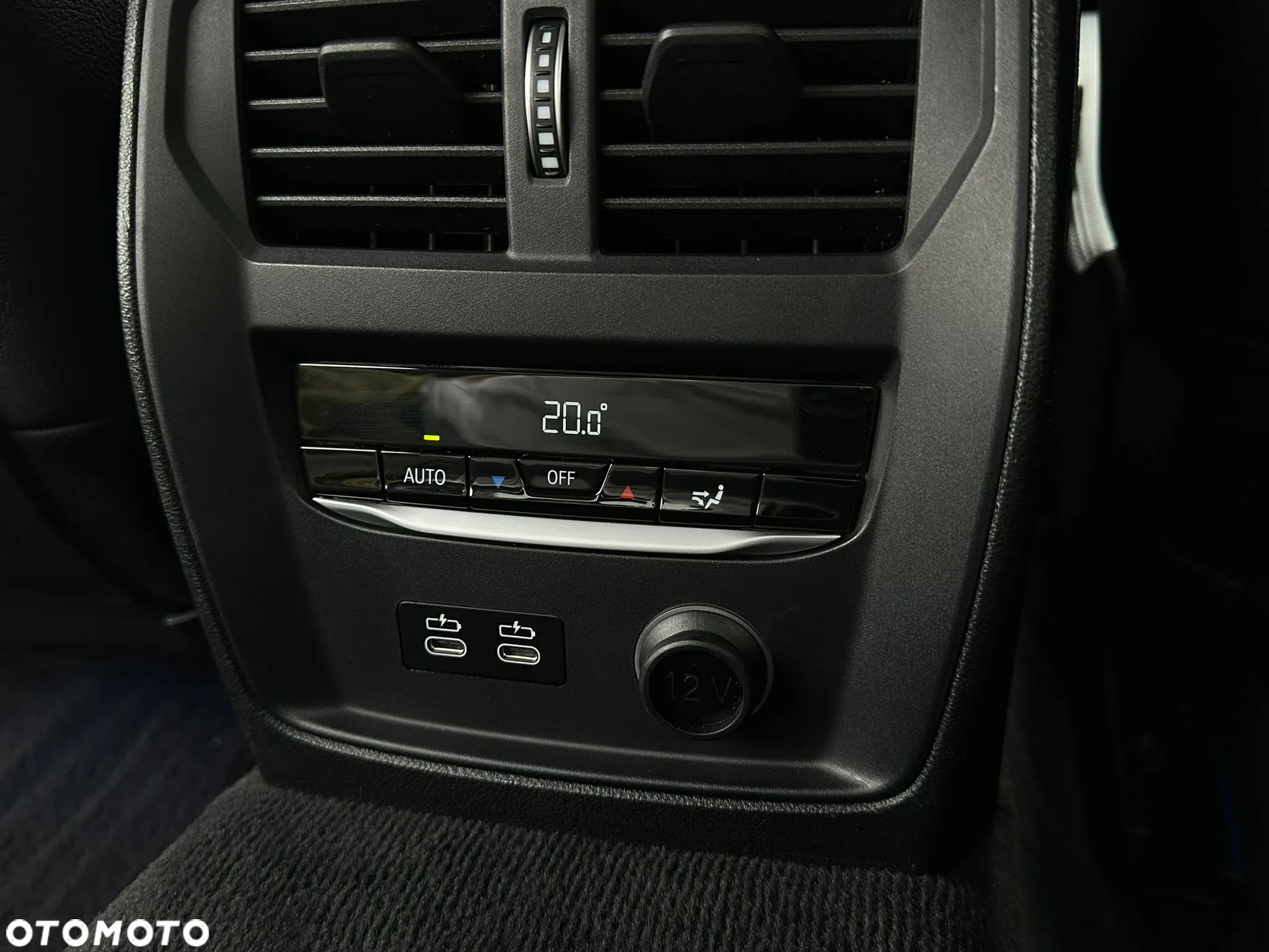 BMW Seria 3 320i M Sport Shadow - 32