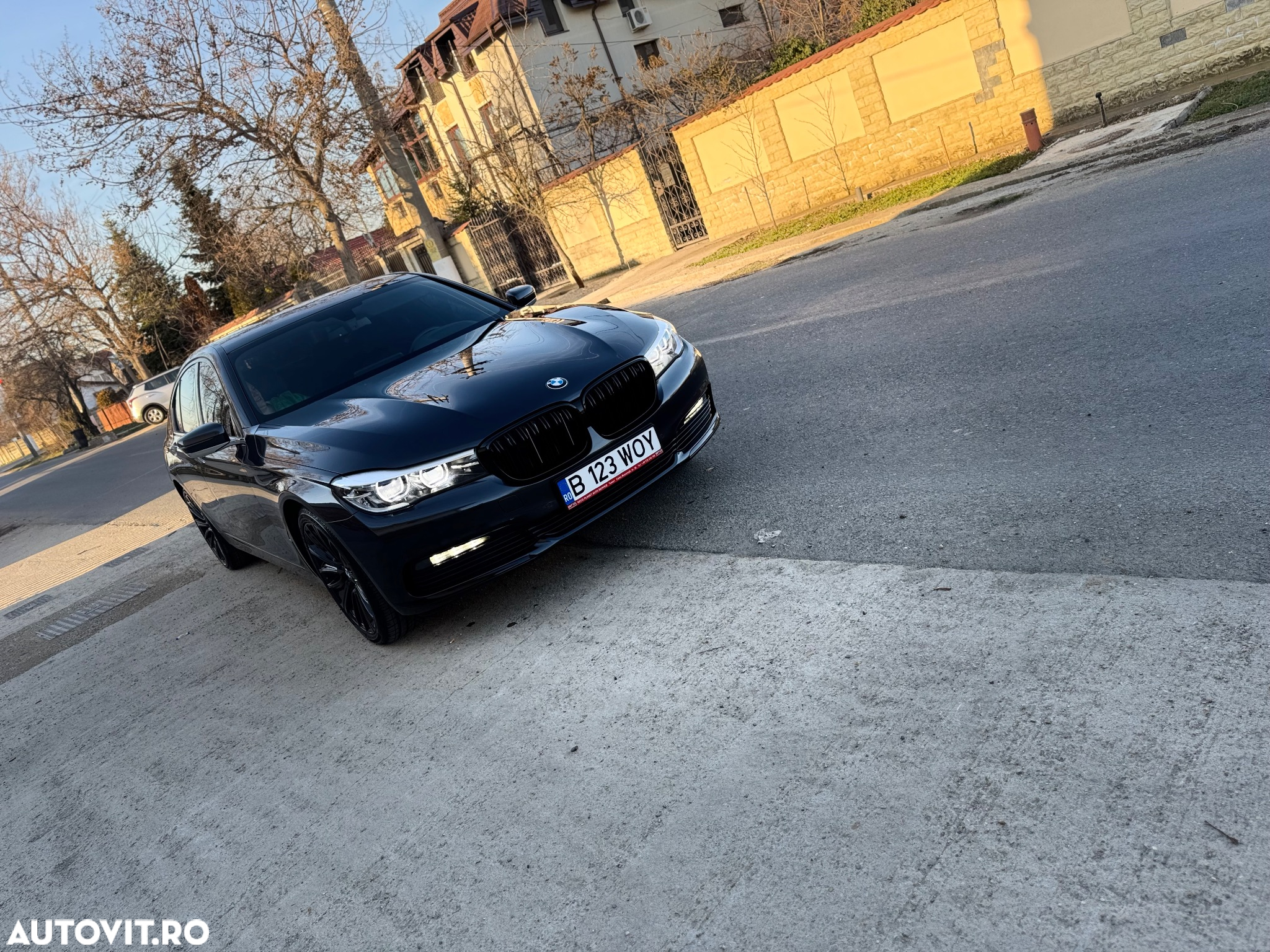 BMW Seria 7 730d xDrive - 4