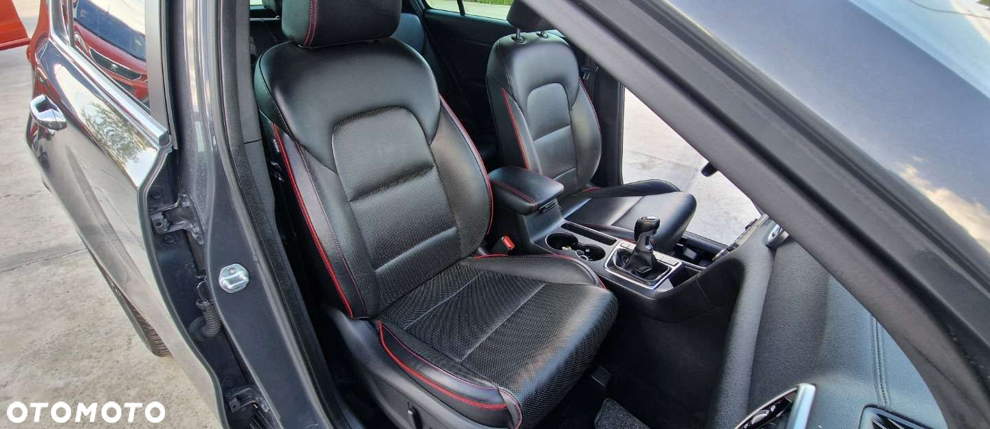 Kia Sportage - 32