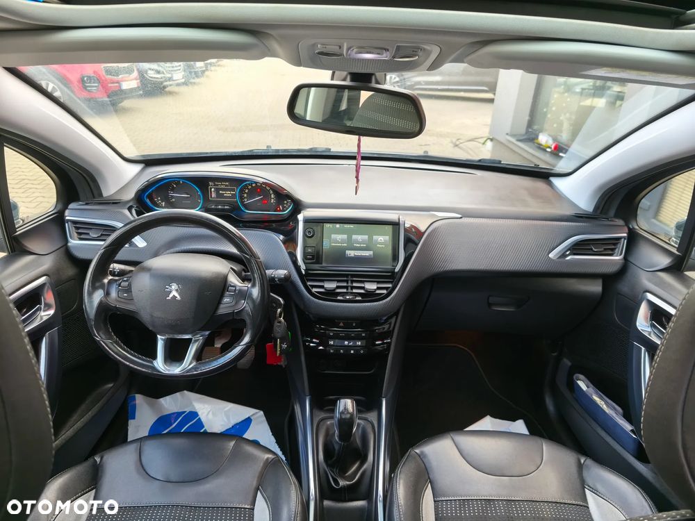Peugeot 2008 1.2 VTi Allure - 6