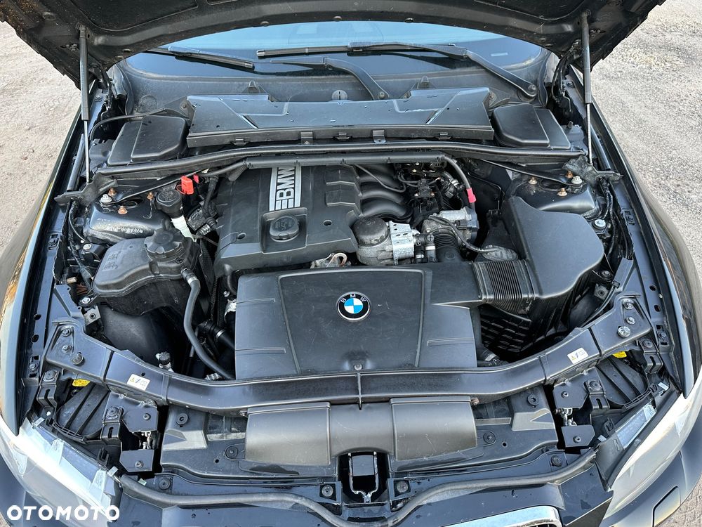 BMW Seria 3 320i - 19