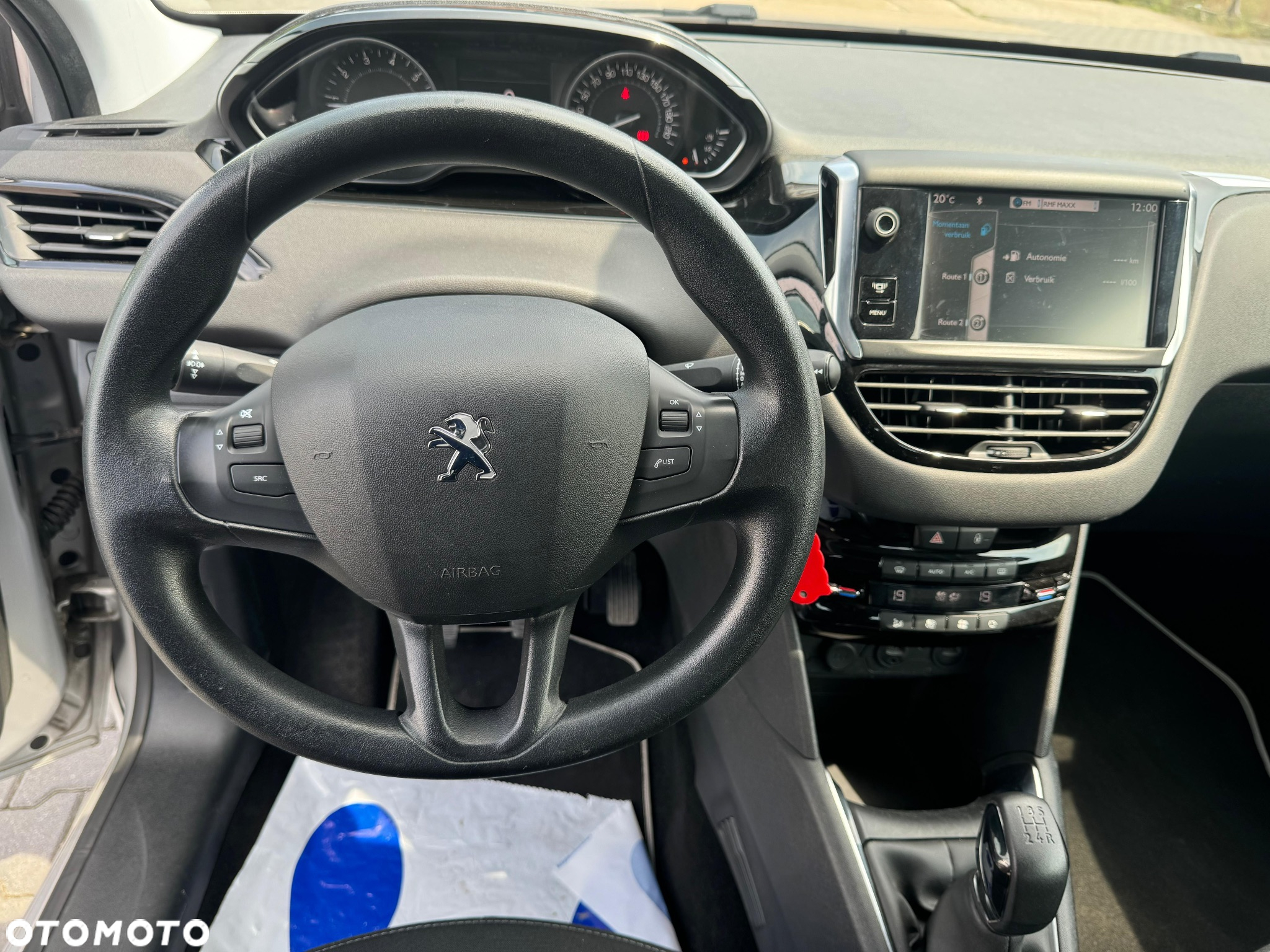 Peugeot 208 1.2 PureTech Active - 13