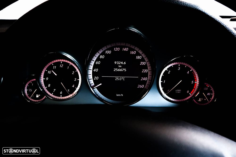 Mercedes-Benz E 250 - 16