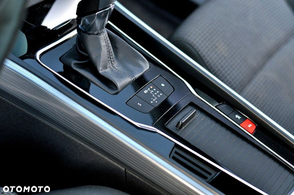 Peugeot 508 BlueHDi 120 EAT6 Stop&Start Business-Line - 22