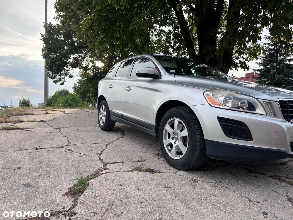 Volvo XC 60 DRIVe Kinetic - 3