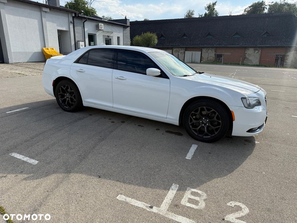 Chrysler 300s - 8