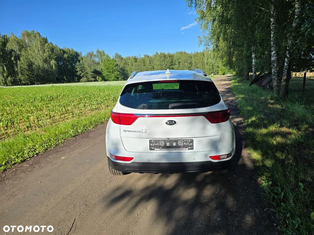 Kia Sportage 1.6 GDI 2WD DREAM-TEAM EDITION - 4