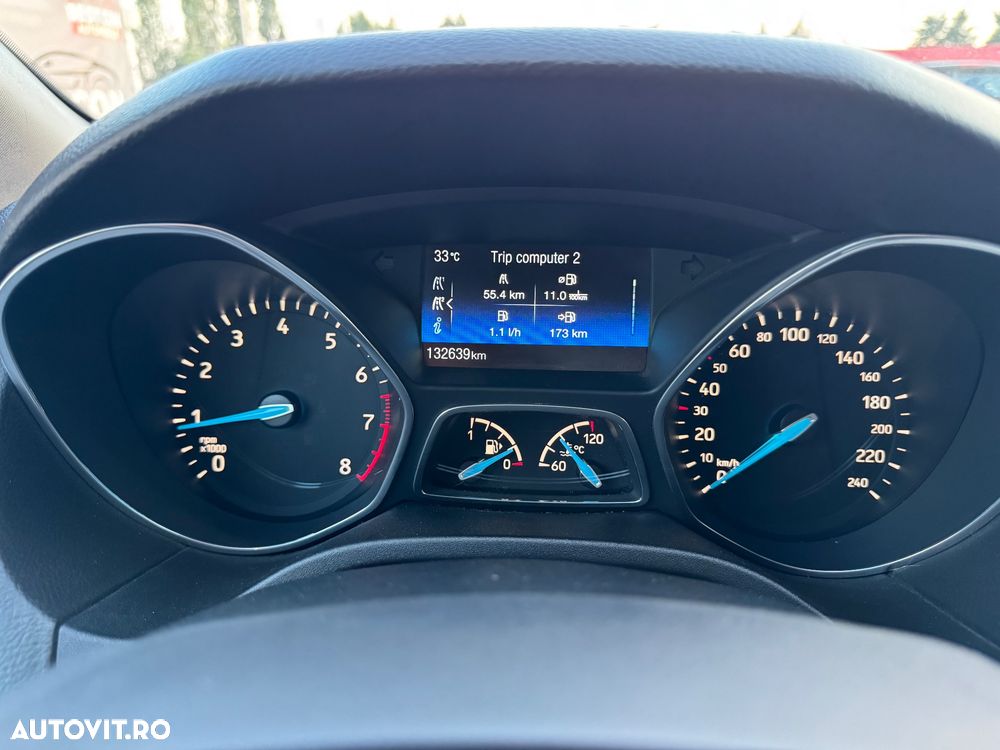 Ford Focus 1.0 EcoBoost ST-Line - 11