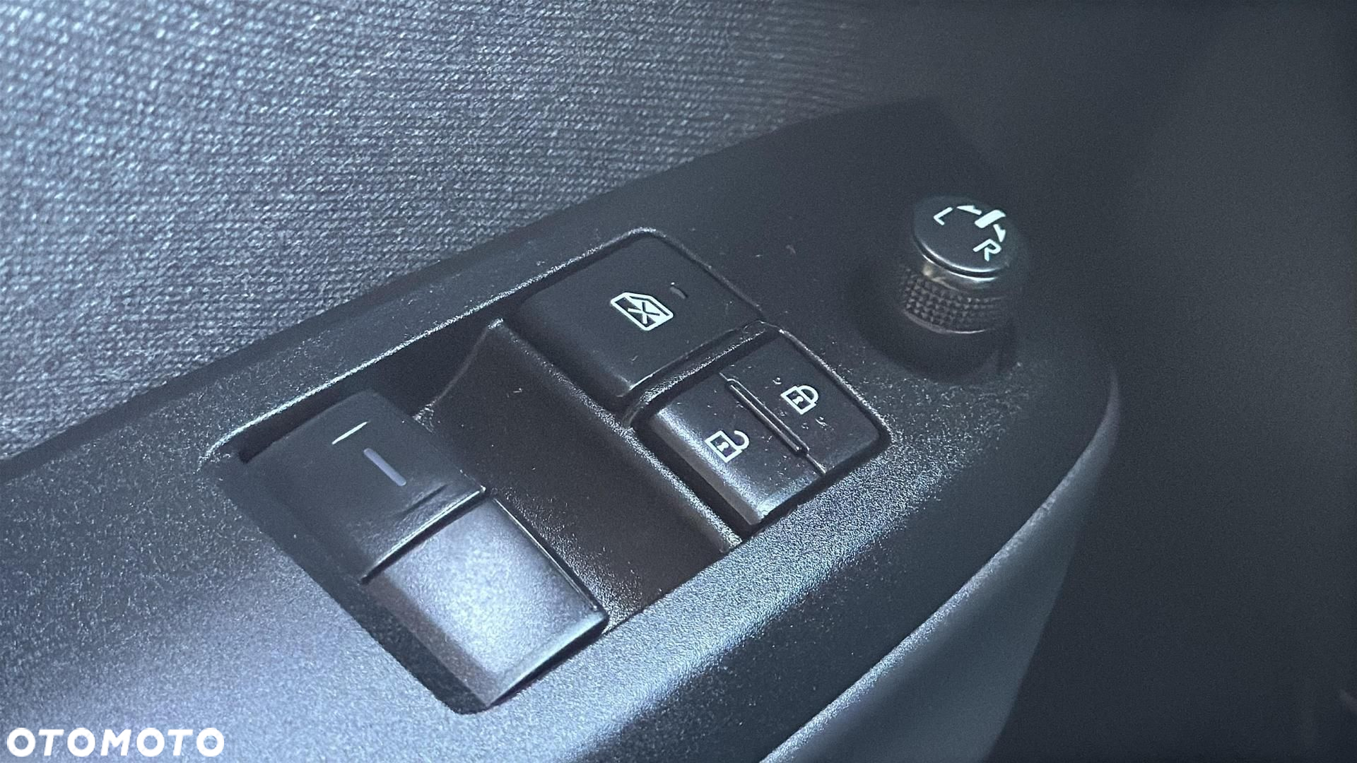 Toyota Yaris Hybrid 1.5 Comfort - 31
