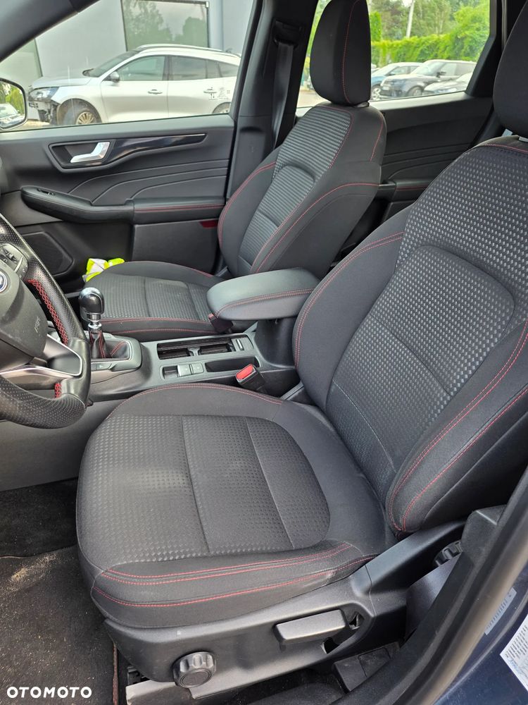 Ford Kuga 1.5 EcoBoost ST-LINE - 18