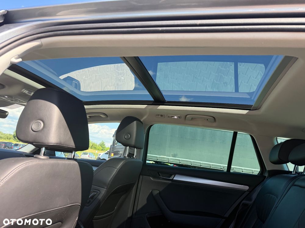 Skoda Superb 2.0 TDI DSG Style - 21