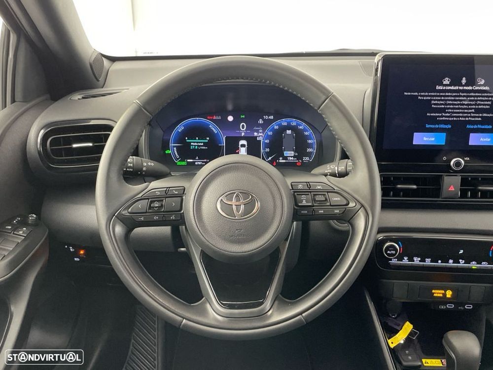 Toyota Yaris 1.5 HDF Luxury - 14