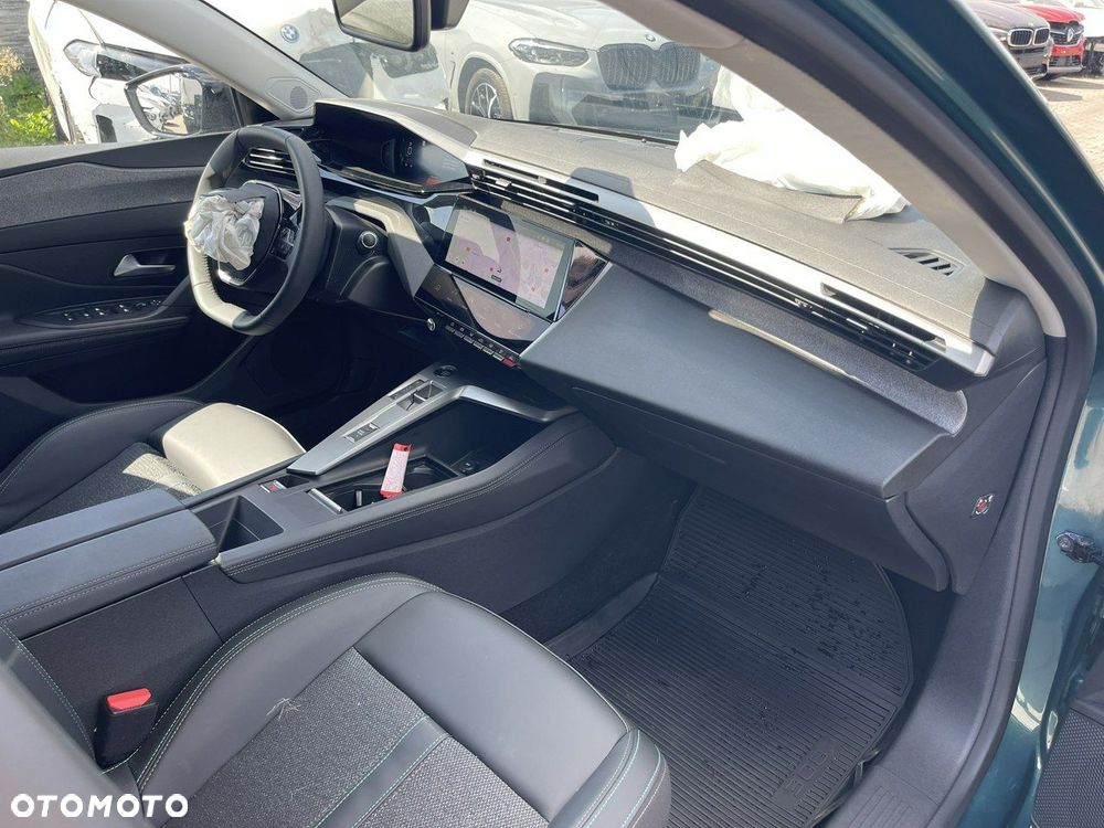 Peugeot 308 1.2 PureTech Allure Pack S&S EAT8 - 9